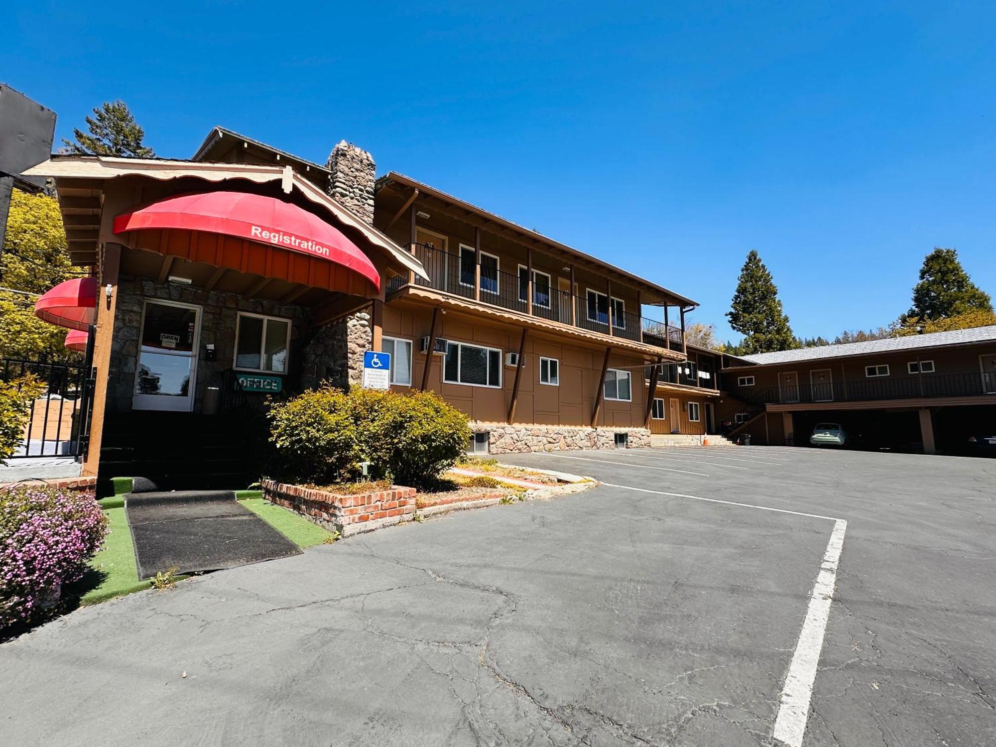 The Cottage Inn At Mount Shasta Eksteriør bilde