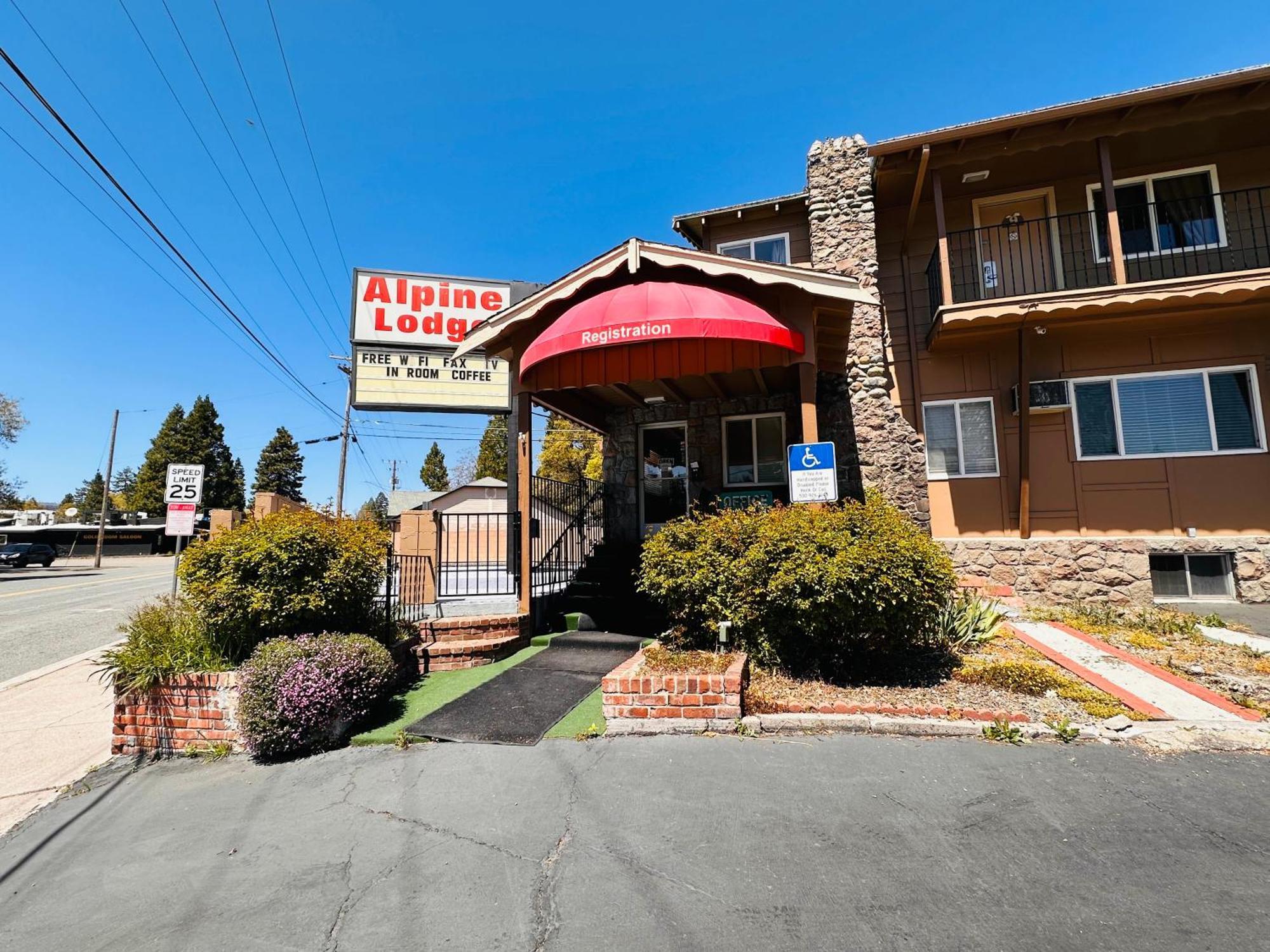 The Cottage Inn At Mount Shasta Eksteriør bilde